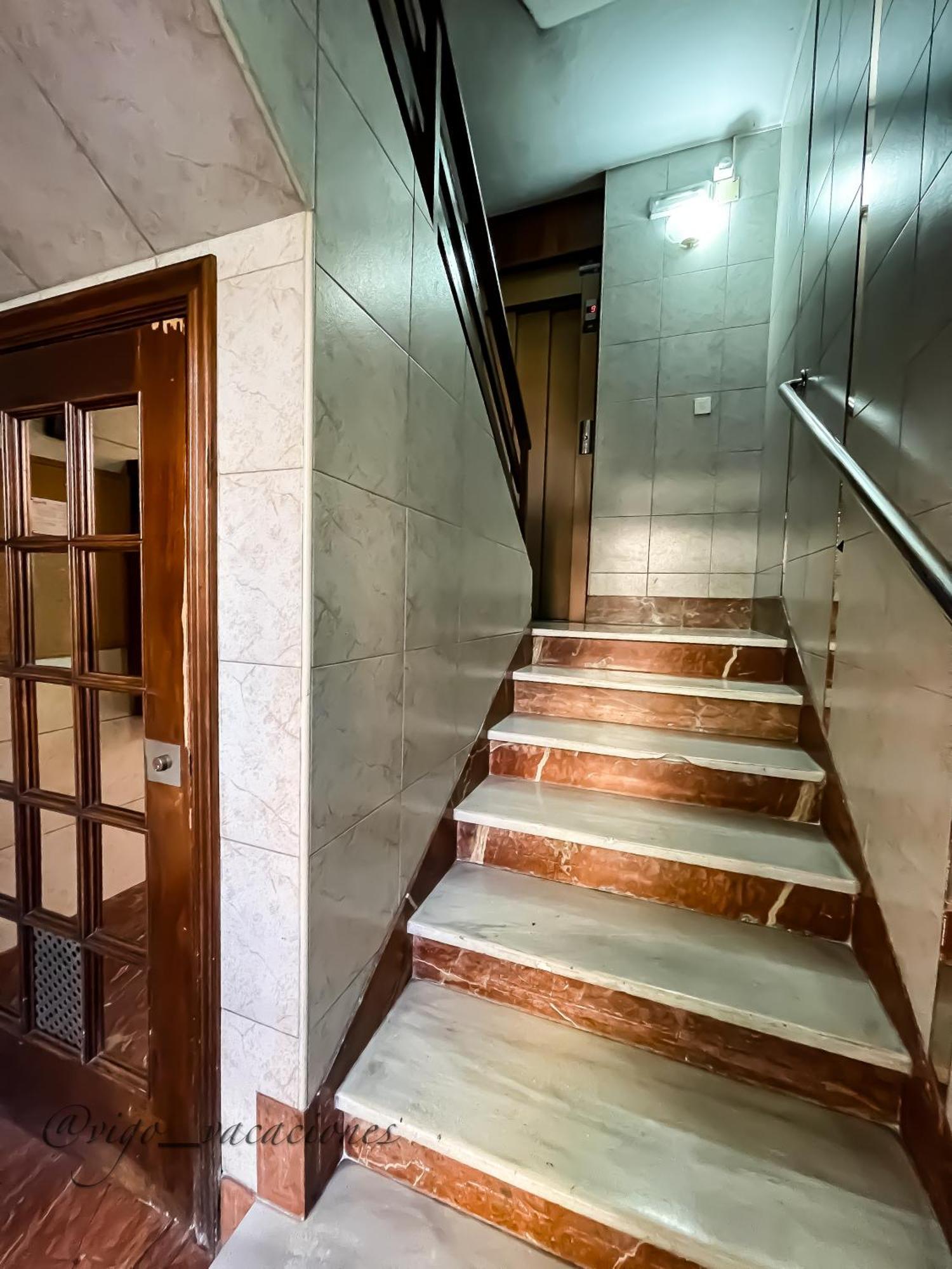 ヴィーゴAcogedor Piso Familiar Travesiaアパートメント エクステリア 写真